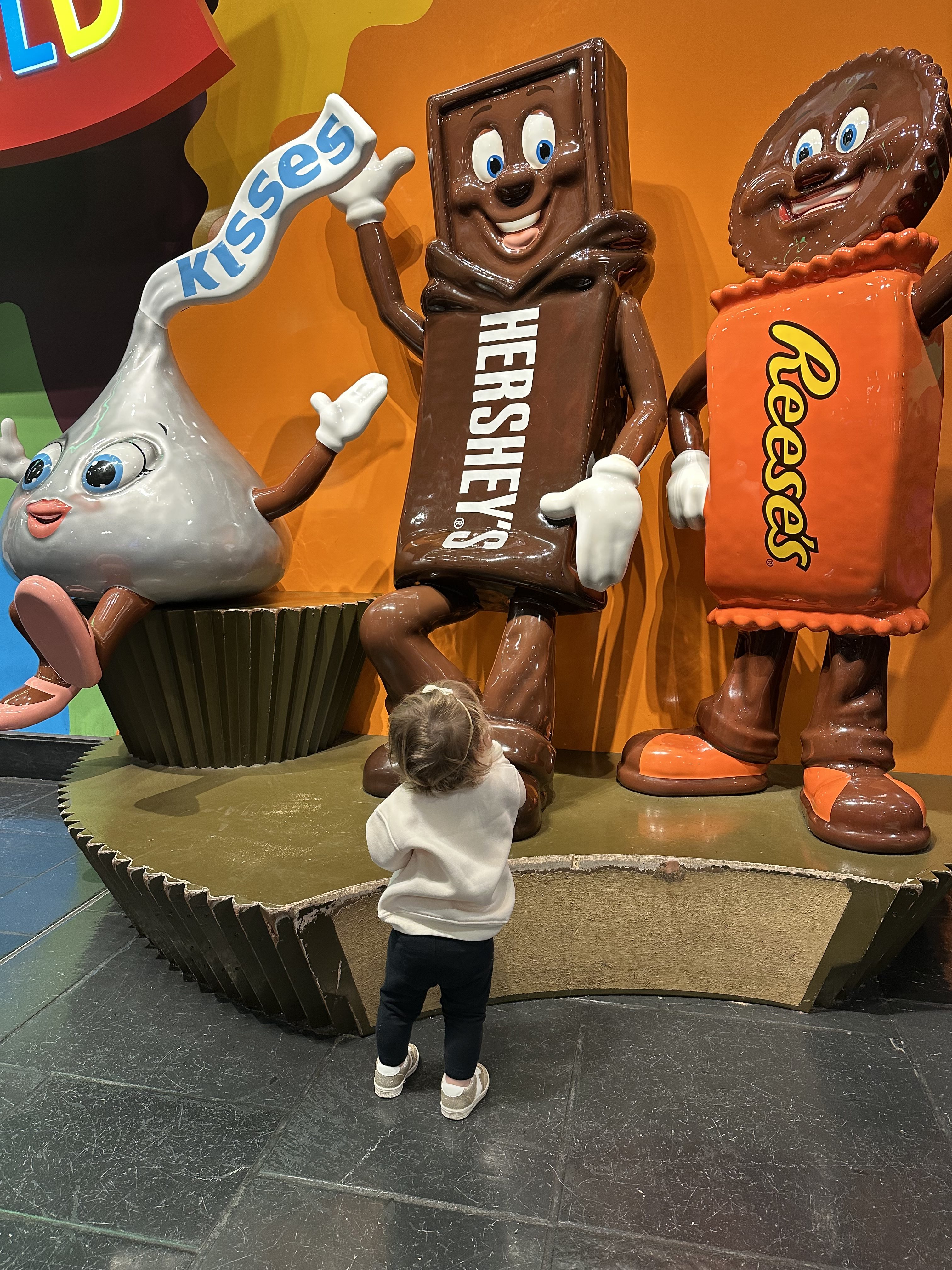 March Recap: Sweet Moments, Science, & Sensory-Friendly Fun